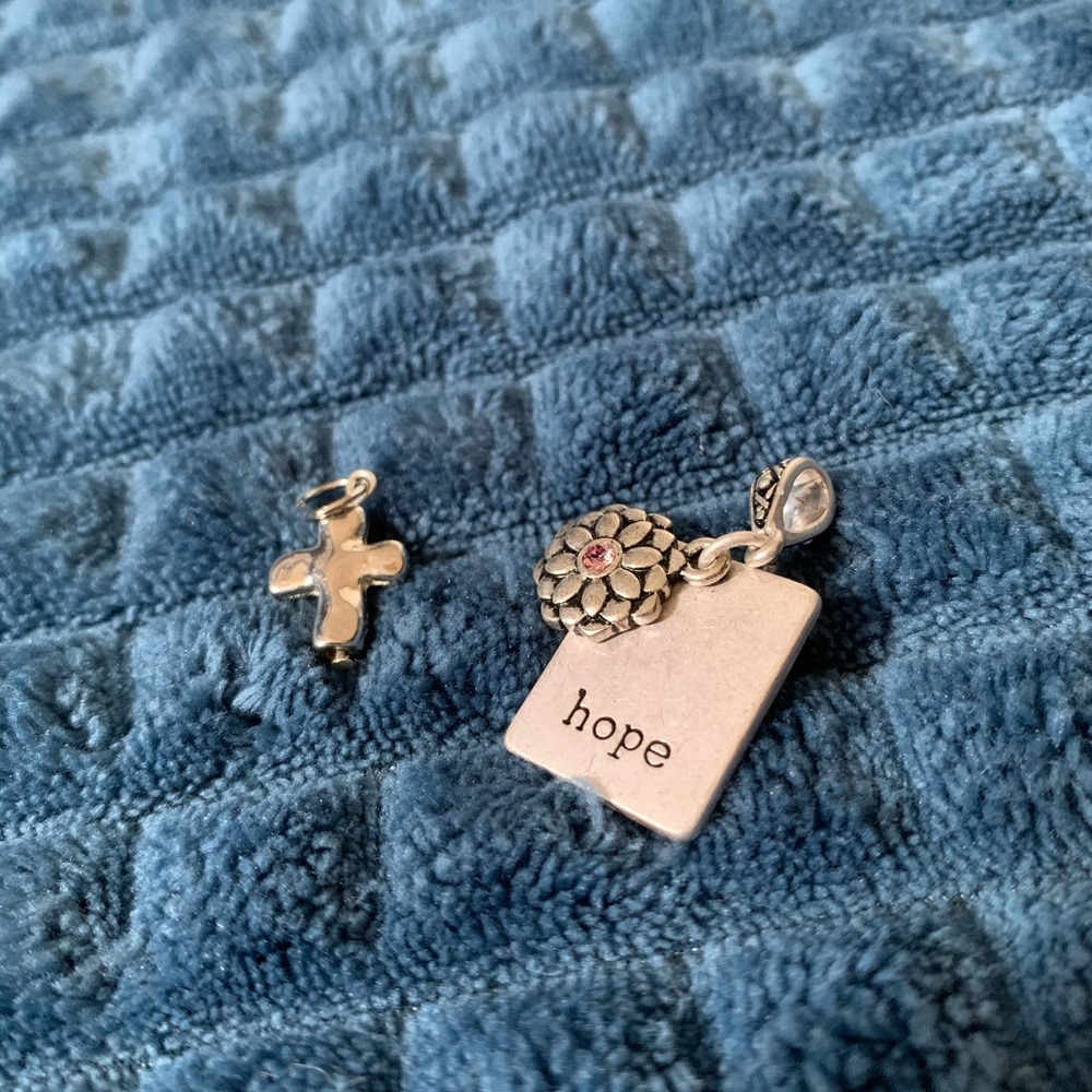 ✨CHARMS! ✨ - Picture 1 of 3